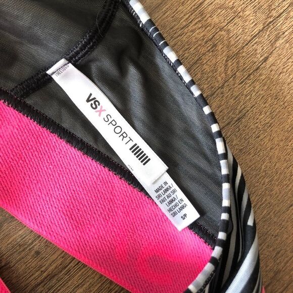 Victoria’s Secret Patterned Sports Bra Small - Picture 3 of 4